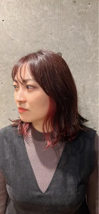 ミディアム カラー 岡本 蓮央のヘアスタイル