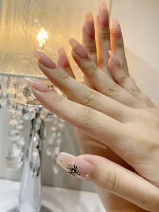 ネイル purunail 🤍のネイルデザイン