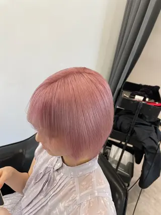 ショート カラー 近藤 慧依のヘアスタイル