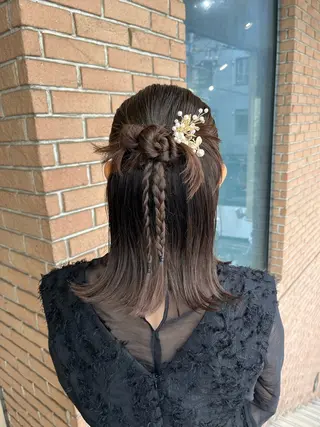 ミディアム ヘアアレンジ ピンク系カラー💗 ヘアセット特化のヘアスタイル