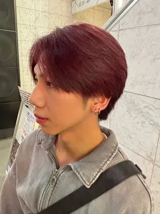 カラー メンズ グレー・オリーブ ソウタのヘアスタイル