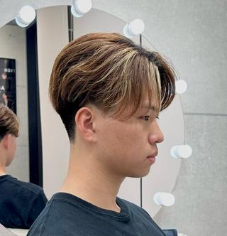 ショート カラー パーマ メンズ 岩城 滉成のヘアスタイル