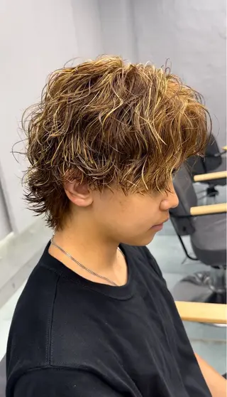 カラー パーマ メンズ 松戸レイヤーカット 塚原悠斗のヘアスタイル