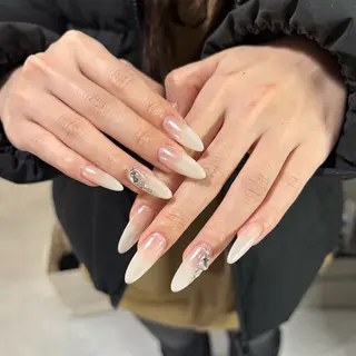 ネイル yuki❄️堺筋本町 韓国ワンホンのネイルデザイン