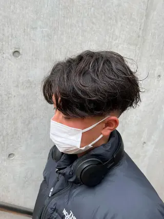 ショート パーマ メンズ 梅田茶屋町メンズ 専門美容師 山元一平のヘアスタイル