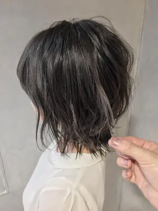 ショート カラー 岡邉 隆太のヘアスタイル