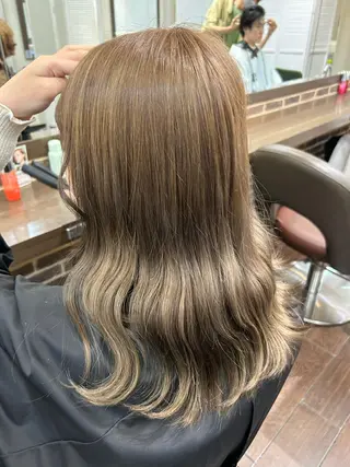 セミロング カラー まつげ/ヘア AYAKA🌙のマツエク・マツパデザイン