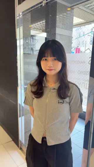 セミロング hitomi ♡ 自由が丘アシスタントのヘアスタイル