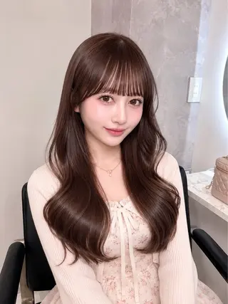 ロング 髪質改善／レイヤー ／透明感カラー／真央のヘアスタイル