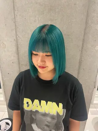 ミディアム カラー yuzuna ハイトーン 天神のヘアスタイル