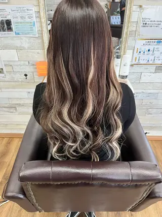 ロング Reflet RENAのヘアスタイル
