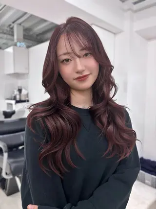 カラー YOLO 渋谷 nanamiのヘアスタイル