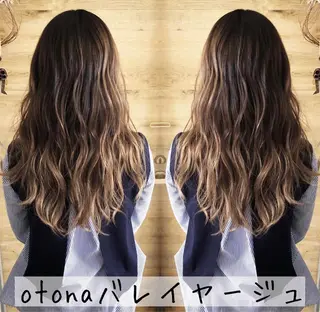 ロング カラー テトネ タカシのヘアスタイル