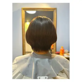 ショート カラー 中野 誠子のヘアスタイル