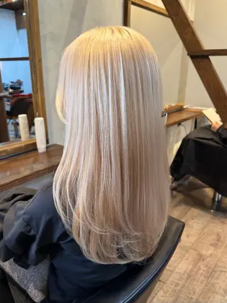 セミロング カラー muscali♡ 原宿.表参道のヘアスタイル