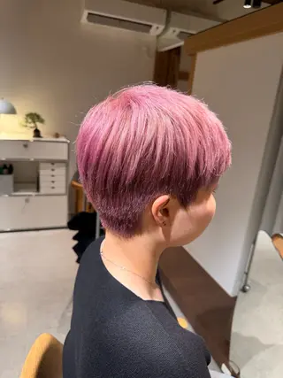 ショート カラー 藤野 ひなのヘアスタイル