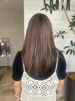 セミロング 宮原 佳奈のヘアスタイル