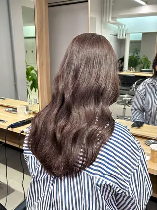 セミロング カラー ヘアアレンジ lomalia moekaのヘアスタイル