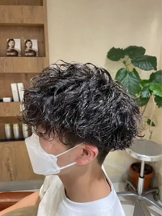 ショート メンズ メンズパーマ特化🏆 宮崎健人✨️のヘアスタイル