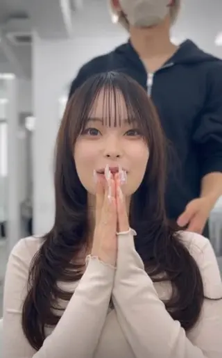 ロング カラー 盛れる顔周り✨韓国 レイヤーkanatoのヘアスタイル