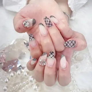 ネイル Lee Nails チップ長さだし専門店のネイルデザイン