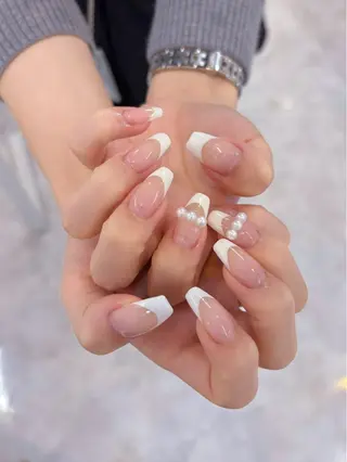 ネイル フレンチガーリー HIMERIのネイルデザイン