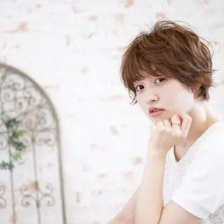 ショート カラー Lucet byＮＹＮＹのヘアスタイル