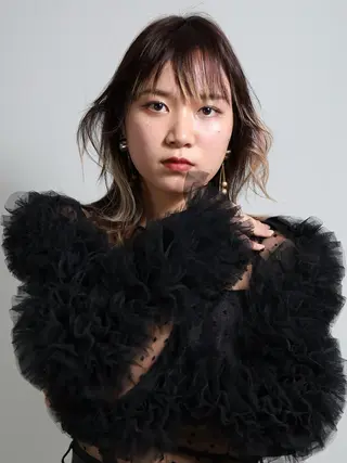 ミディアム カラー 秋葉 一郎のヘアスタイル