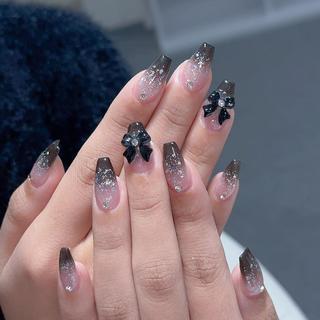 ネイル Queens テイのネイルデザイン