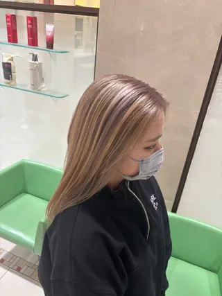 ロング カラー 田中 真白のヘアスタイル