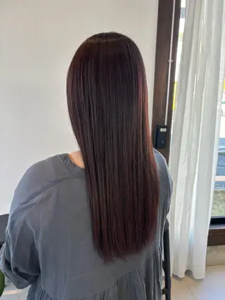 ロング 岡本 彩楓のヘアスタイル