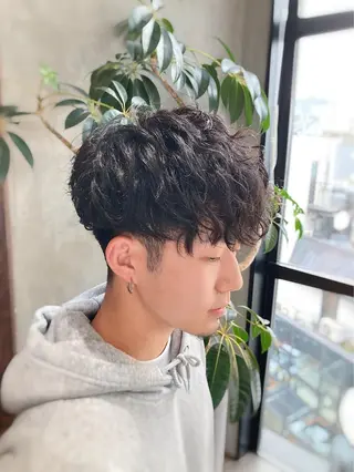 ショート パーマ メンズ 波巻きスパイラルパー マ/シャドウパーマ駿のヘアスタイル