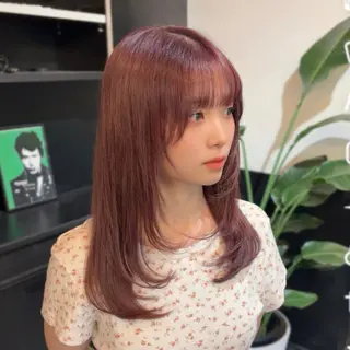 セミロング スズキ リコのヘアスタイル