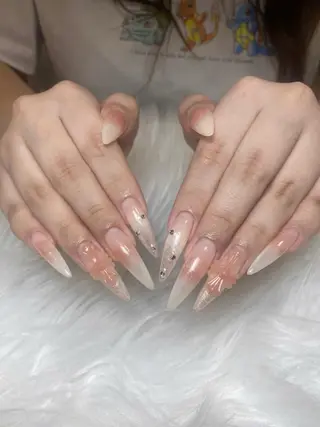 ネイル REI nail研修のネイルデザイン