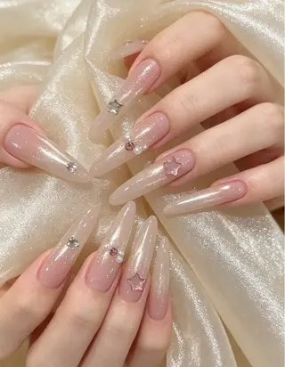 ネイル D-BEAUTY Nailsalonのネイルデザイン