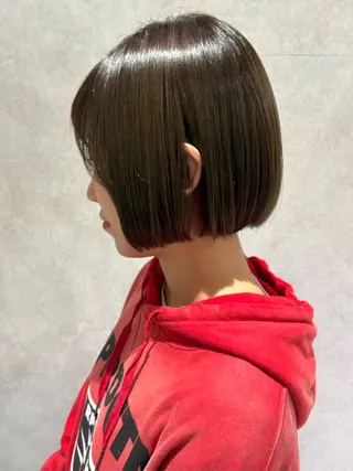 ショート カラー yumemiレイヤー ‎✴︎ 透明感カラーのヘアスタイル