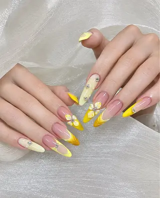 ネイル Anna Melia Nailのネイルデザイン