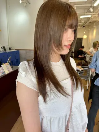 ロング カラー LUCK ユナのヘアスタイル