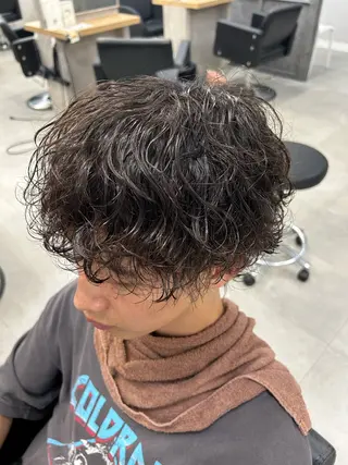 パーマ メンズ 🎨古着✖️ ハイトーンYui🎨のヘアスタイル