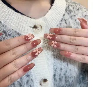 ネイル 🎀kira 長さだし💗モチ最高のネイルデザイン