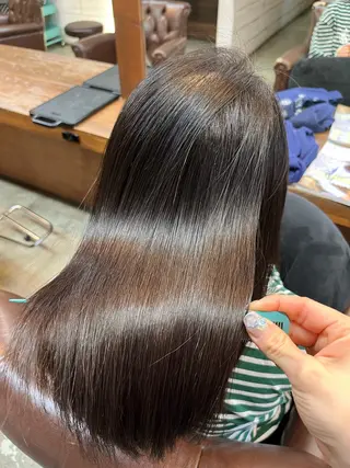 川崎 かなでのヘアスタイル