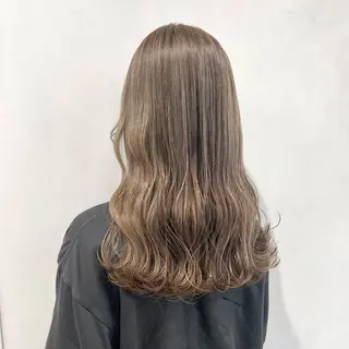 ロング カラー 🩵ブリーチカラー MIORI🩵のヘアスタイル