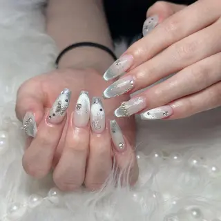 ネイル Mika Nails 心斎橋のネイルデザイン