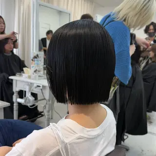 ミディアム 榎本 雪来のヘアスタイル