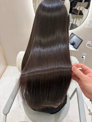 ロング カラー 【ブリーチ矯正◎】 【髪質改善矯正】のヘアスタイル