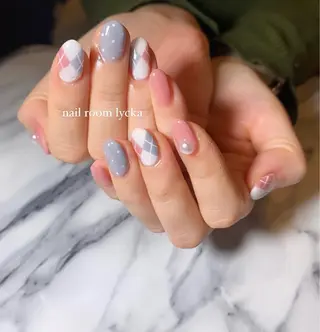 ネイル ネイルルームリッカ 𝐦𝐚𝐲𝐮のネイルデザイン
