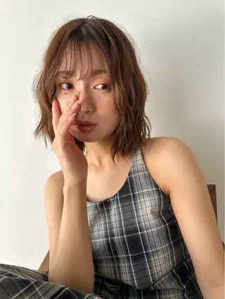 カラー 宮崎 由愛のヘアスタイル