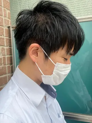 セミロング カラー パーマ ヘアアレンジ メンズ キッズ ネイル マツエク・マツパ アイブロウ 久木原 ゆりのヘアスタイル