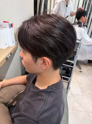 ショート カラー メンズ 一目惚れ艶ハイトーン /艶カラー/しほのヘアスタイル