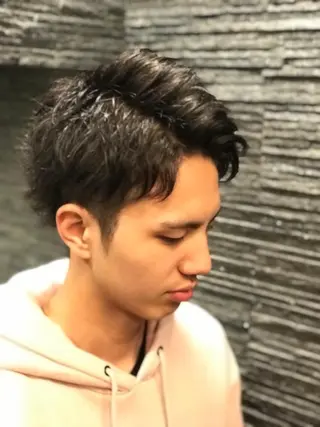 ミディアム 💈 クラモトダイセイのヘアスタイル